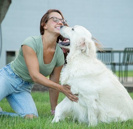 Kara Dias and her dog